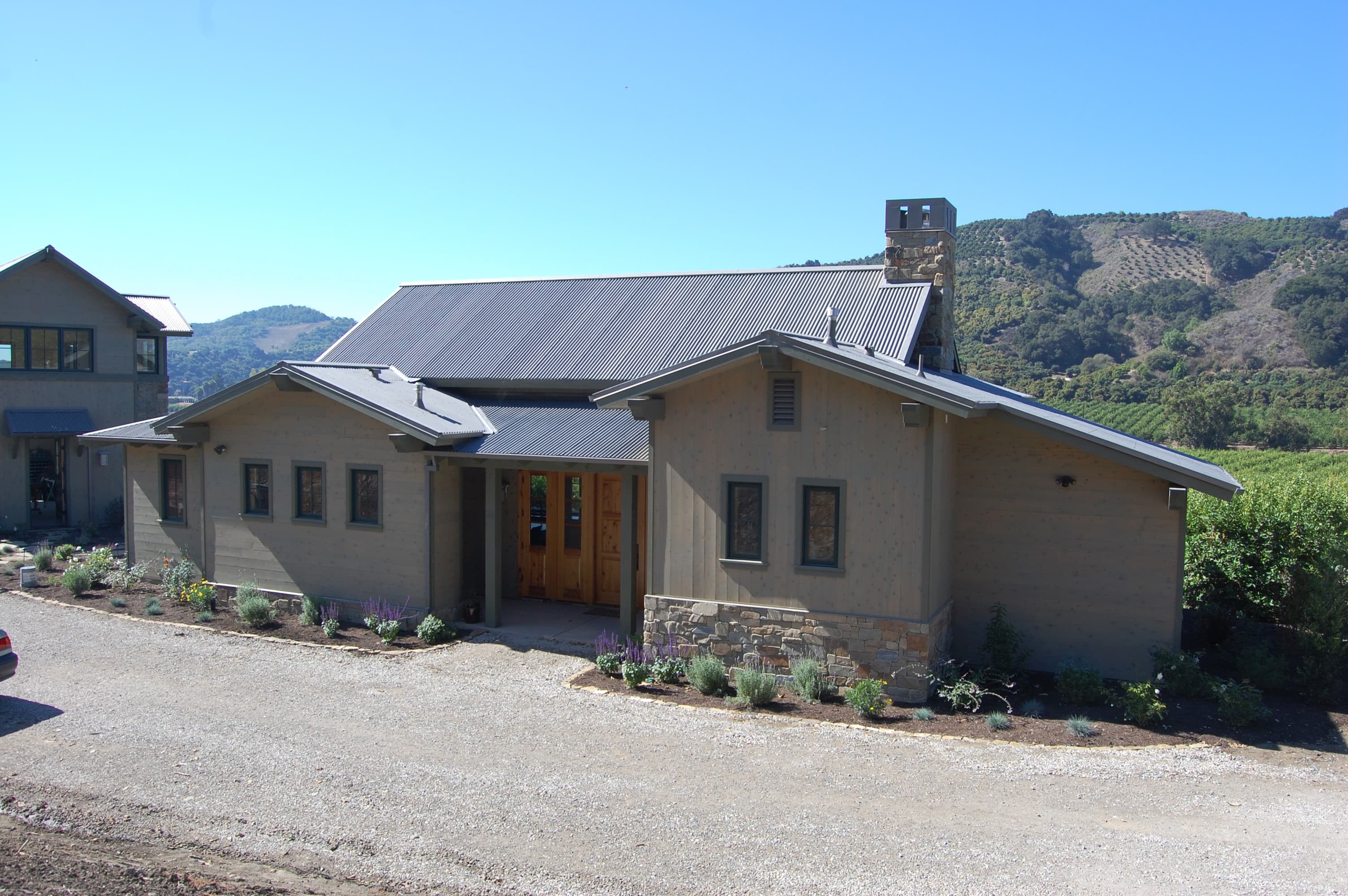 Santa Paula Contemporary Ranch House